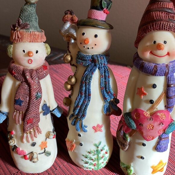 Three Adorable Holiday Snowmen - Picture 6 of 12